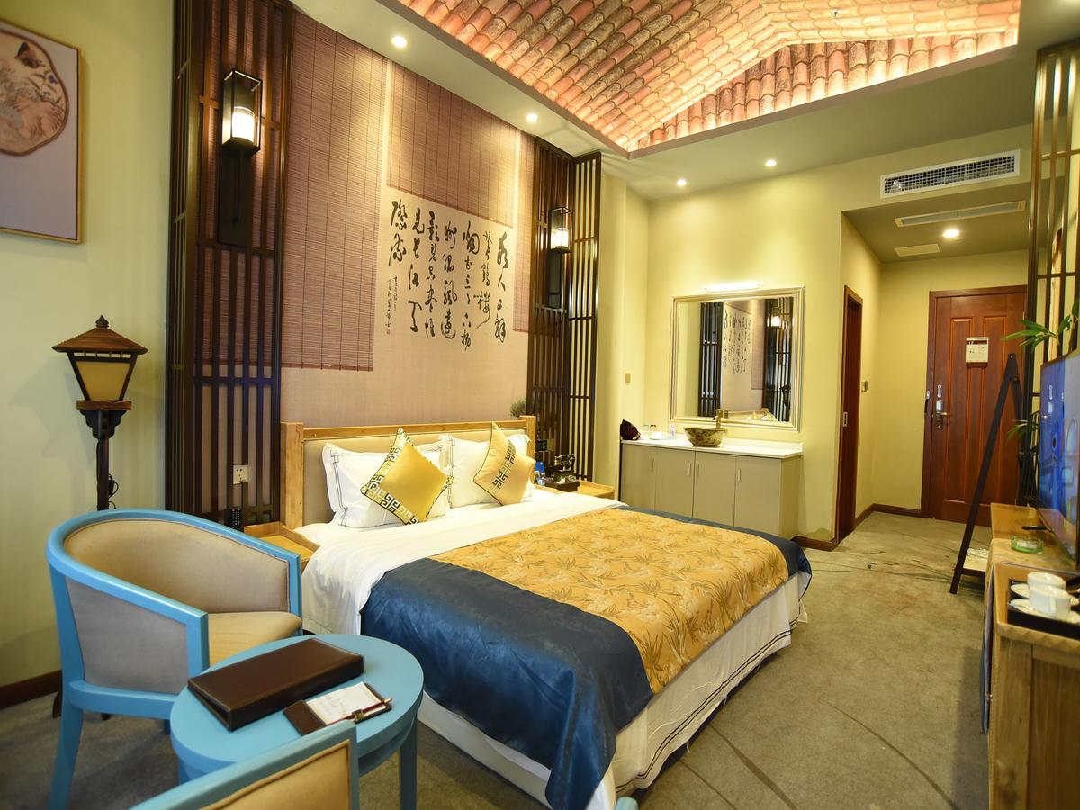 Vegas Cultural Hotel Чэнду Экстерьер фото