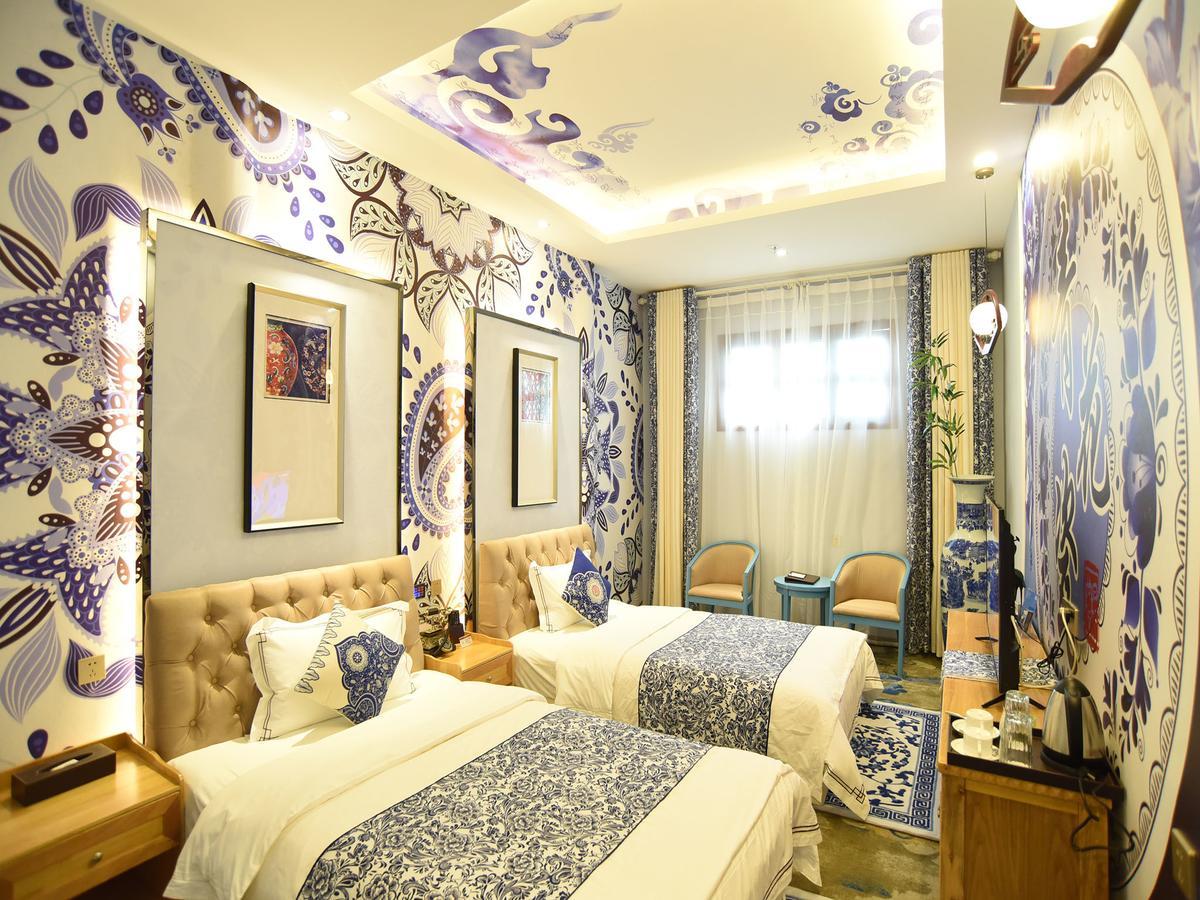 Vegas Cultural Hotel Чэнду Экстерьер фото